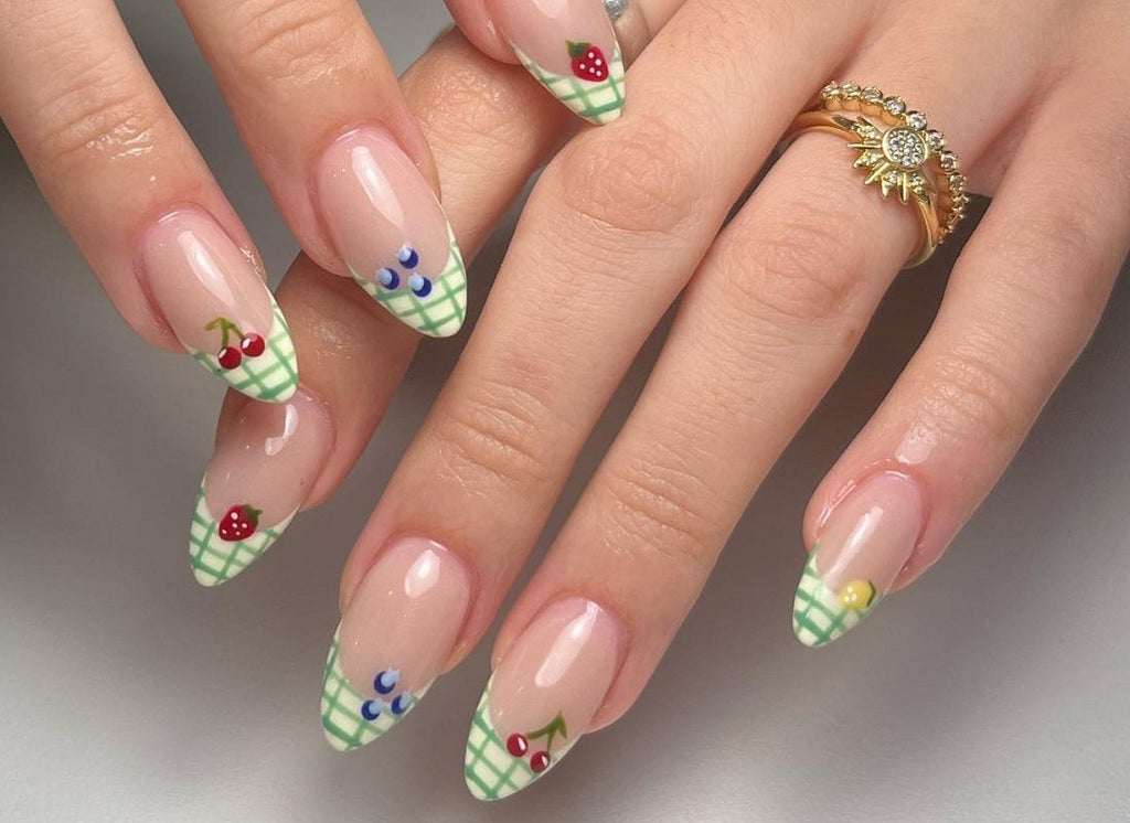 Picnic Nail Trend