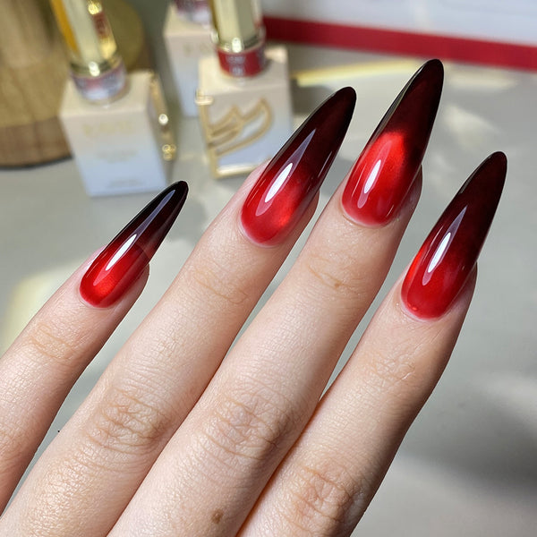 LAVIS C02 (Ver2) - 19 - Gel Polish 0.5 oz - Scarlet Bloom Collection